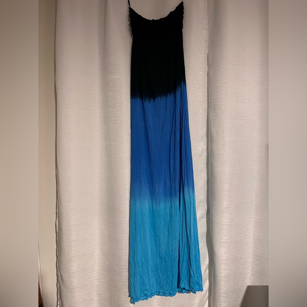 Wehi Strapless Blue Gradient Maxi Dress